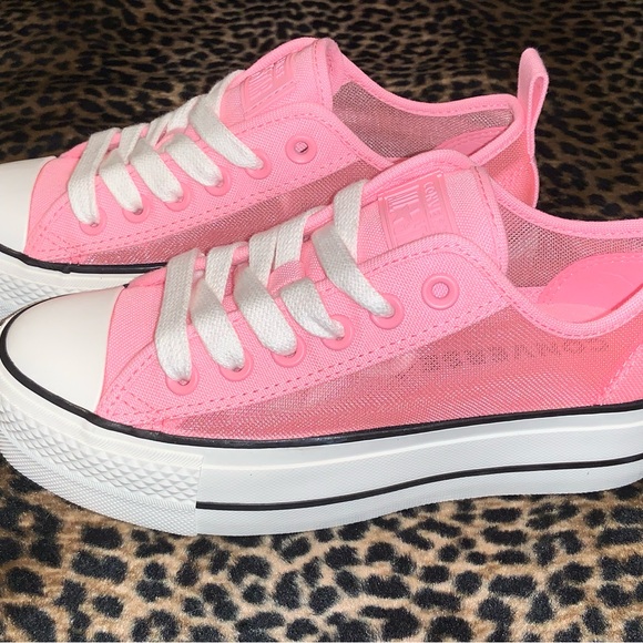 Converse Platforms - Picture 2 of 5